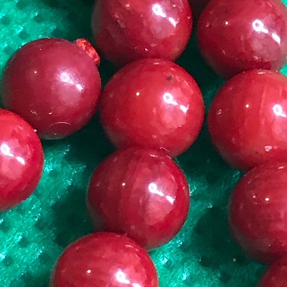 6mm red coral - Picture 4 of 8